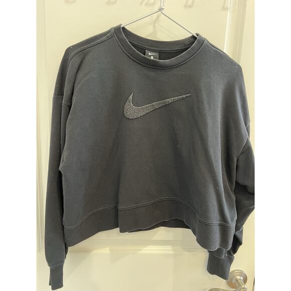 Nike Black Cropped Boxy Sweatshirt Oversized With Swoosh Tick Size M - Picture 1 of 6